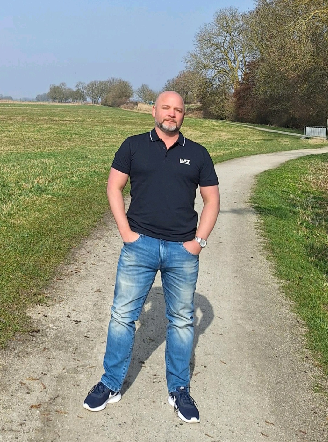 Screenshot_20260412_084821_Outlook